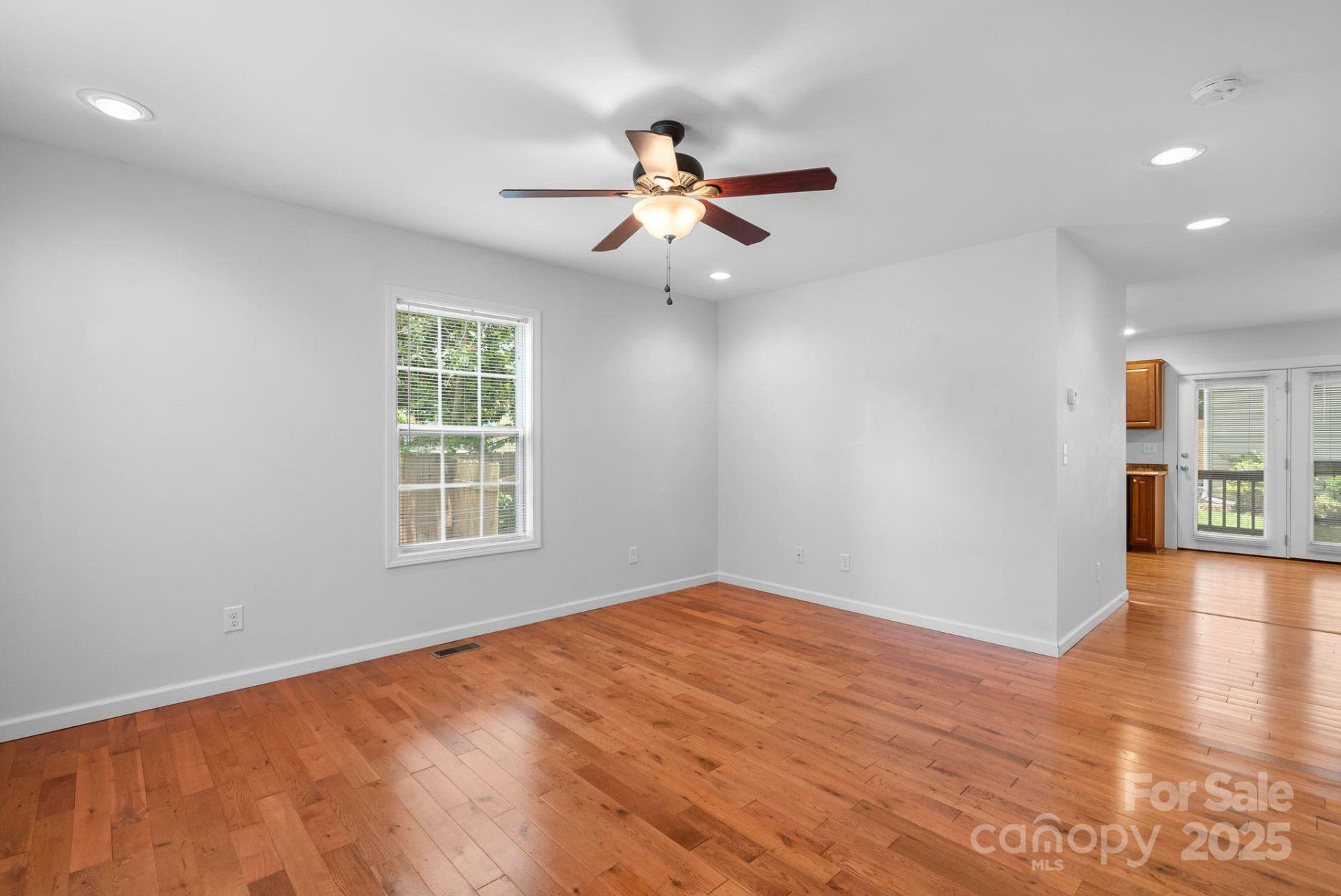 212 & 214 Portmanvilla Road - Photo 7