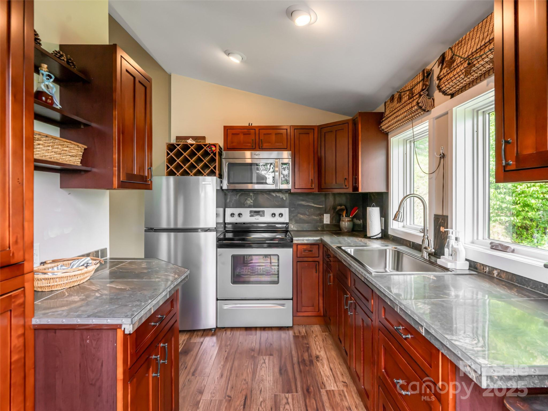 130 Bluff Creek Terrace - Photo 33