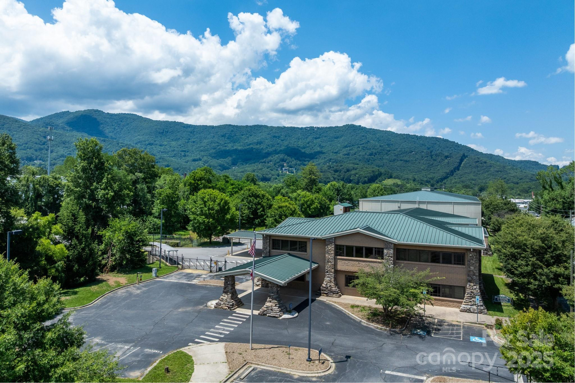 172 Riverbend Street #SALE