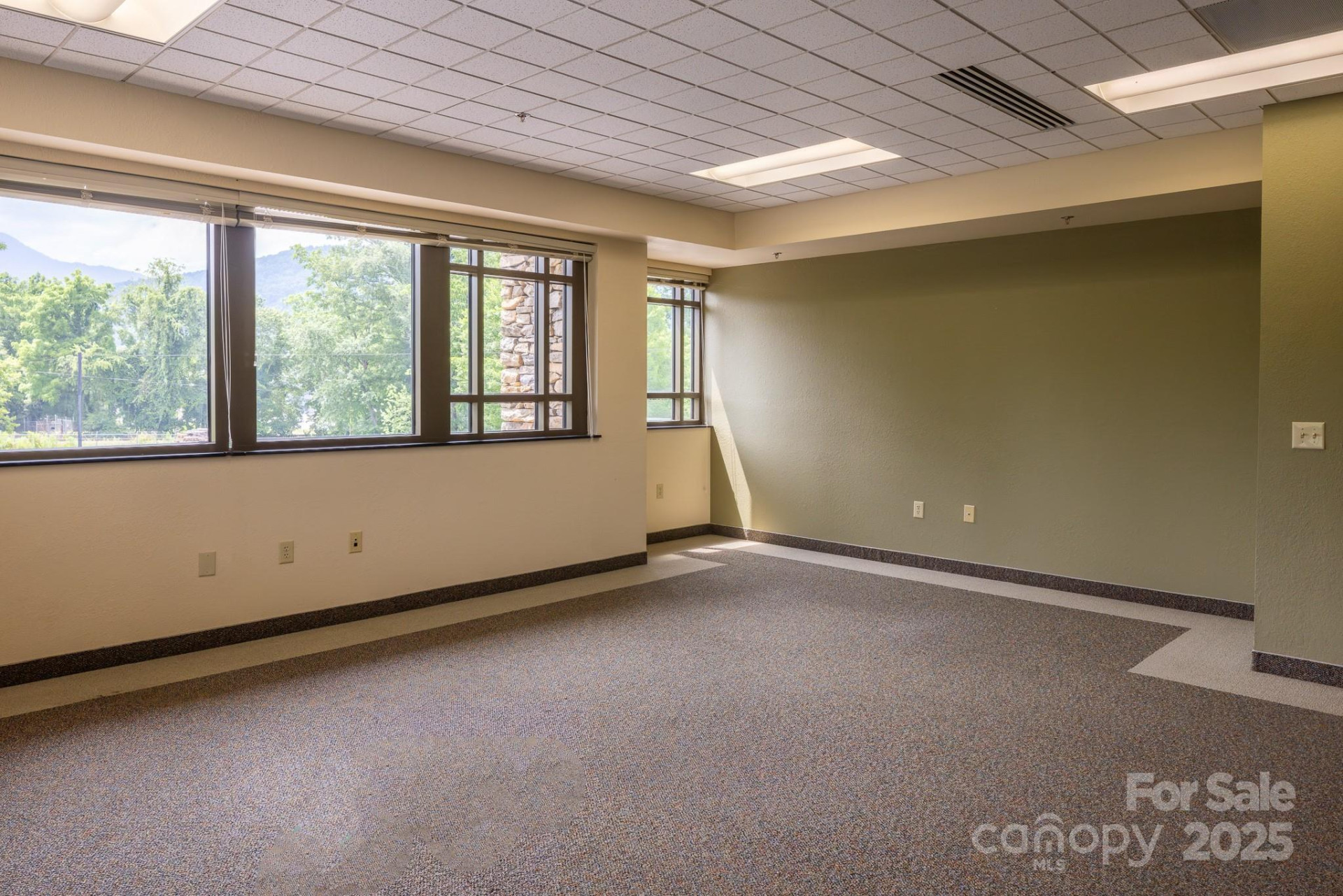 172 Riverbend Street #SALE - Photo 11