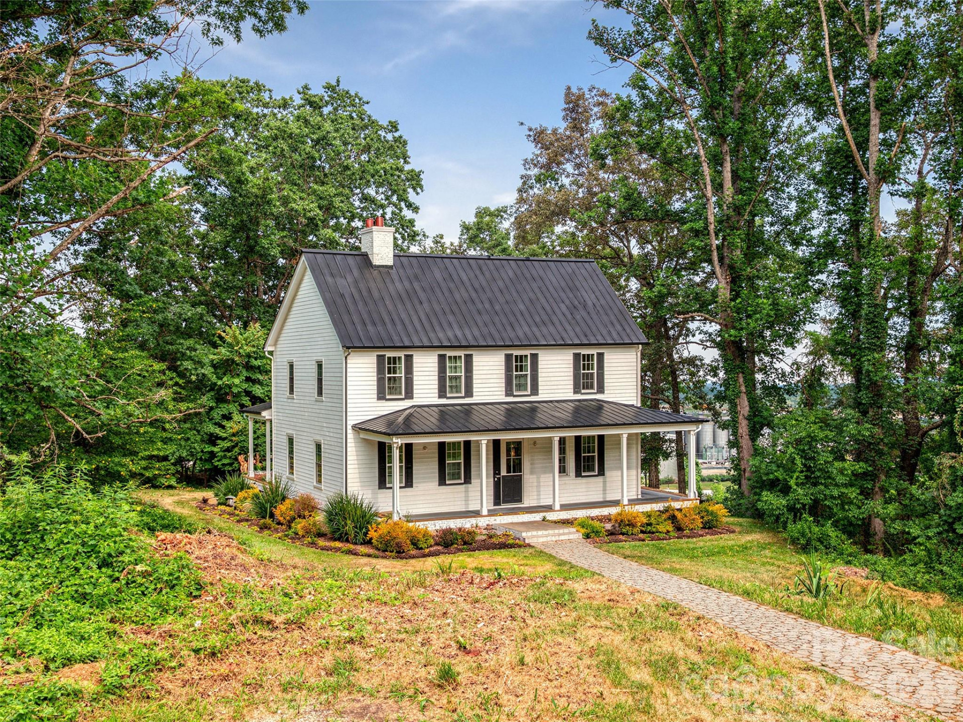 53 Logan Circle - Photo 3