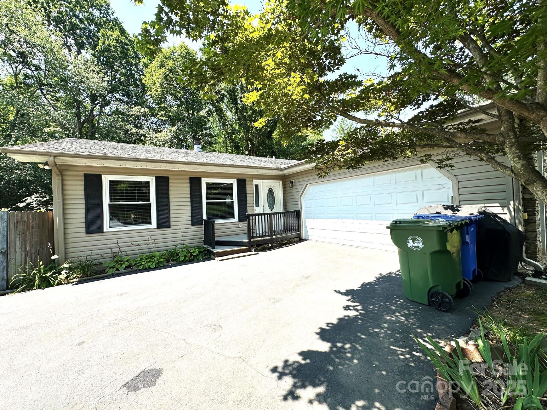 25 Norman Road - Photo 2