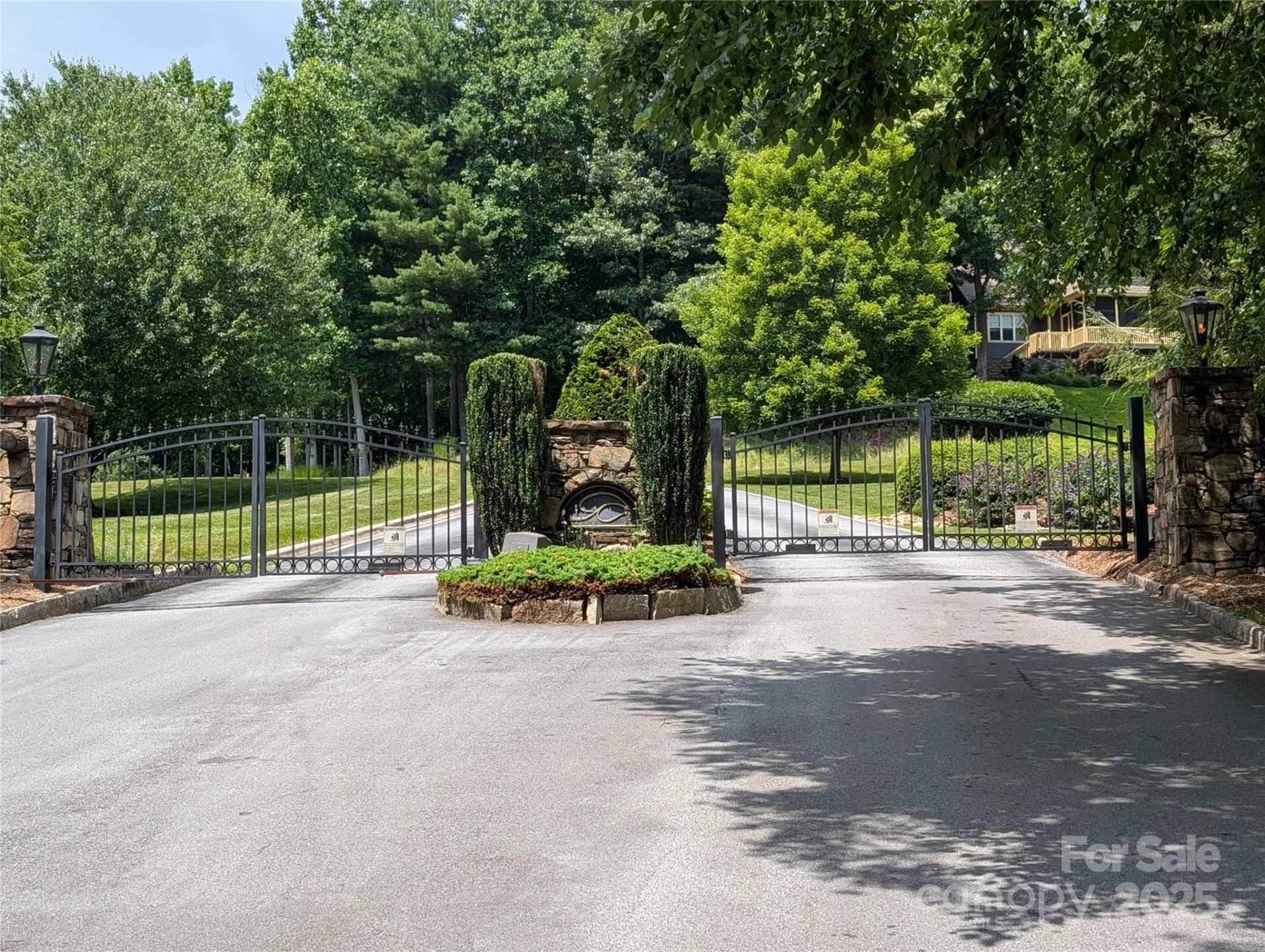 115 Ivywood Lane