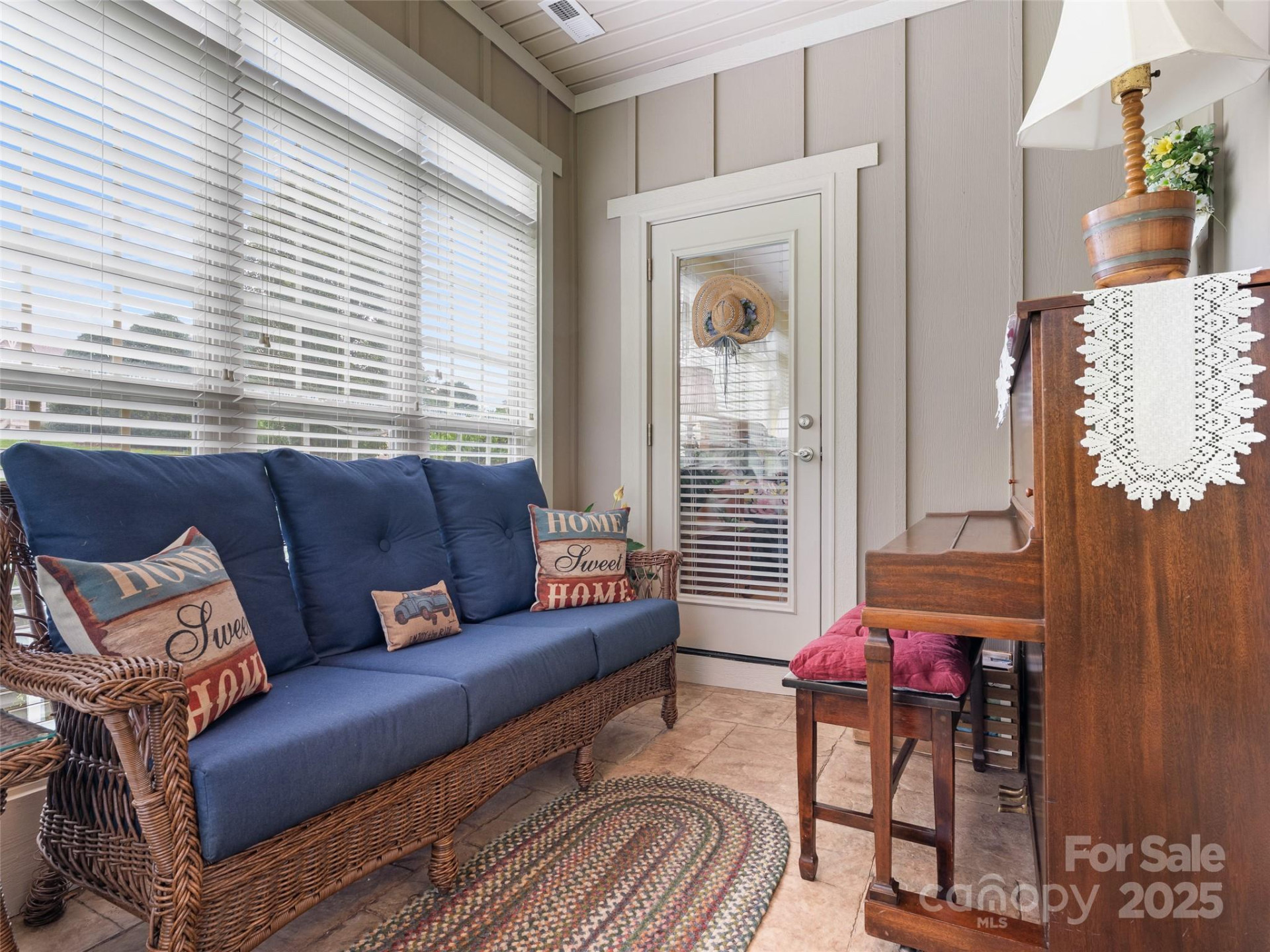 22 Florian Lane - Photo 17