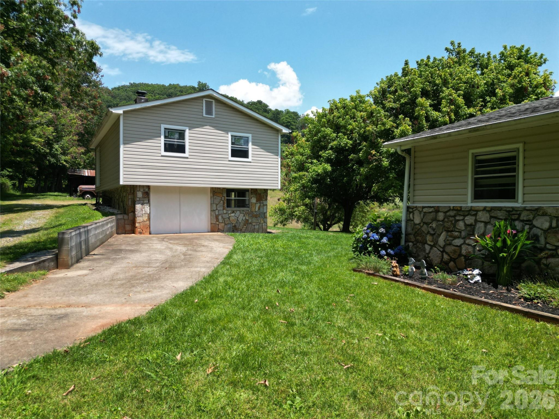 560 Bailey Mountain Road - Photo 29