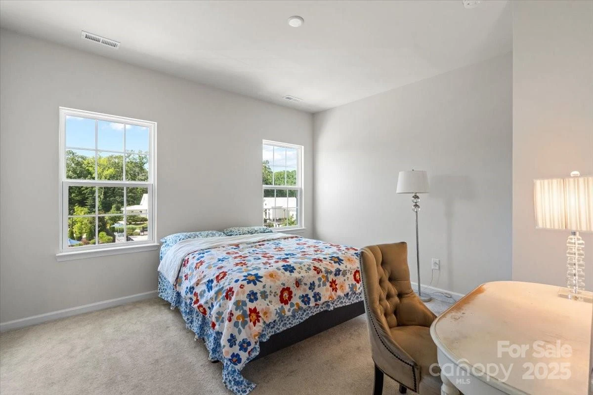 512 Whitehall Circle - Photo 26