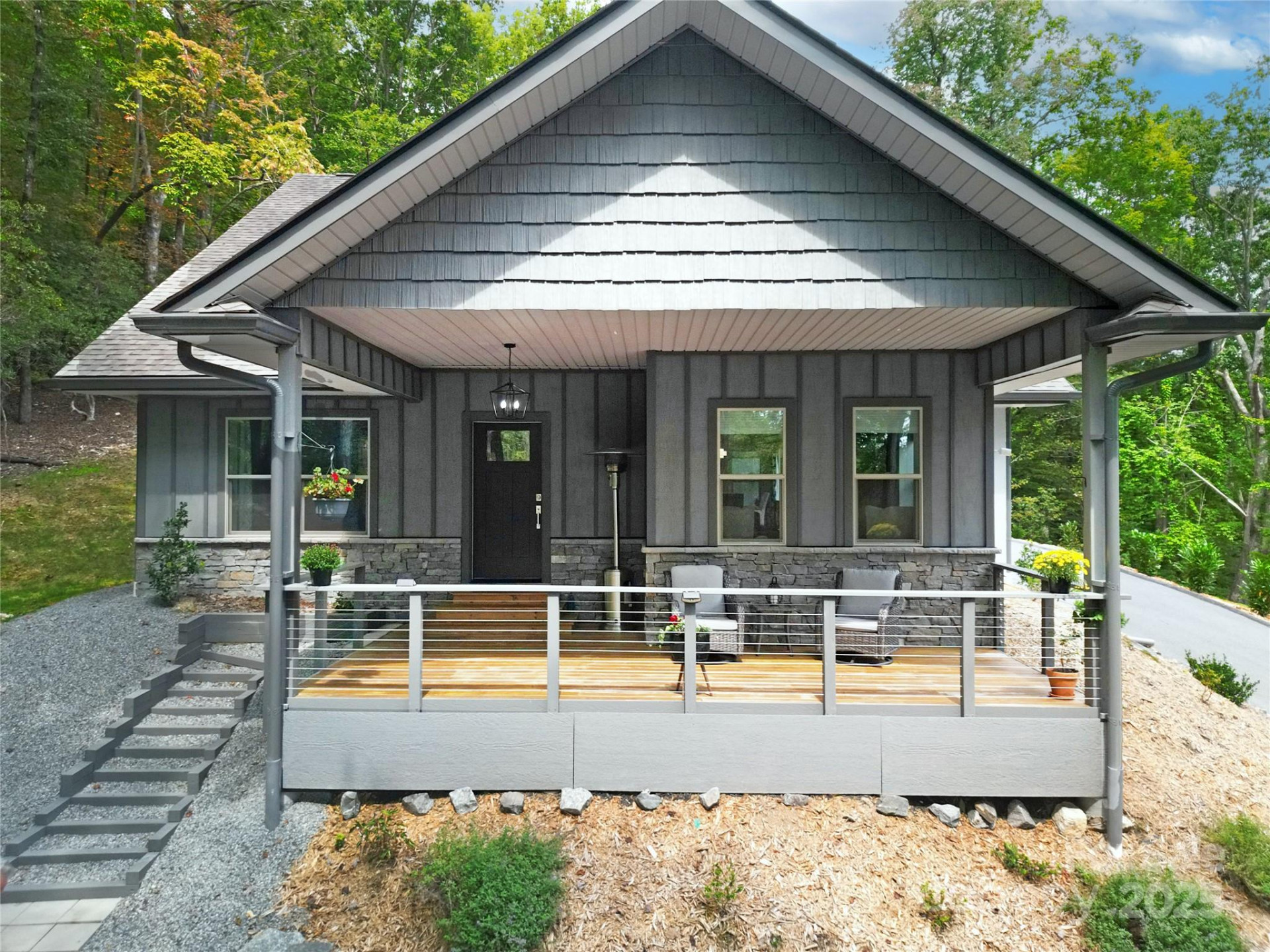 151 Unoga Court - Photo 2