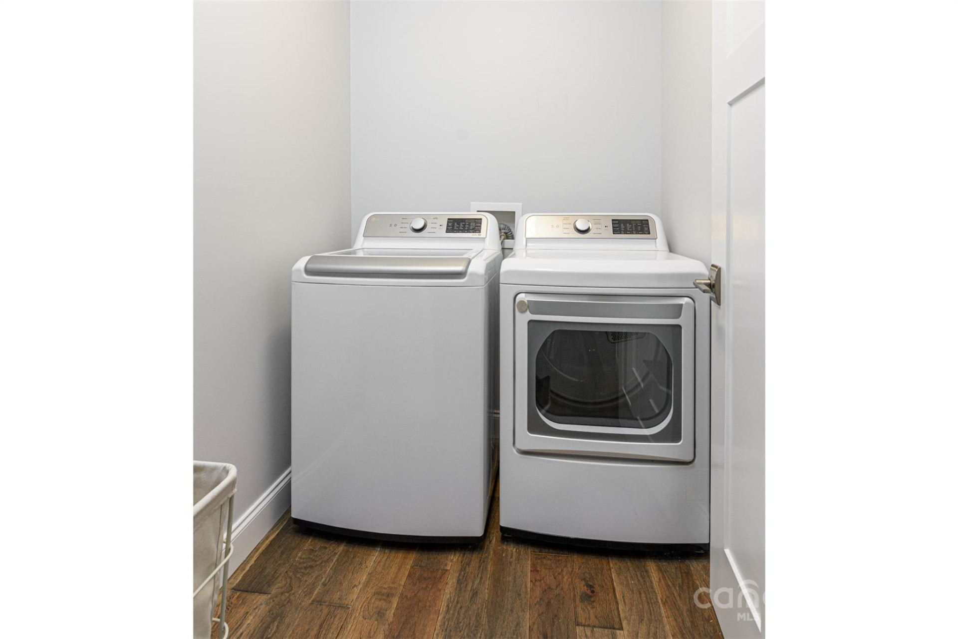 151 Unoga Court - Photo 41