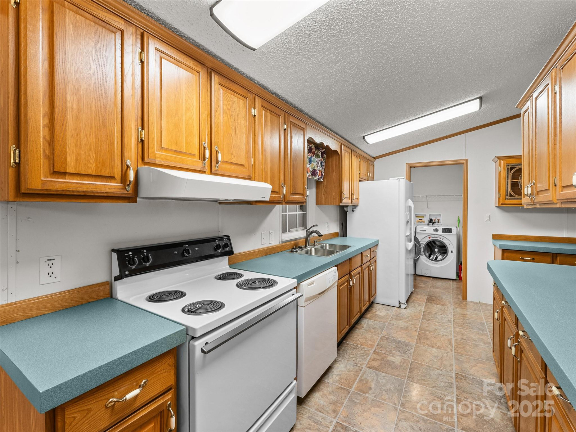 946 Turkey Pen Gap Road - Photo 33