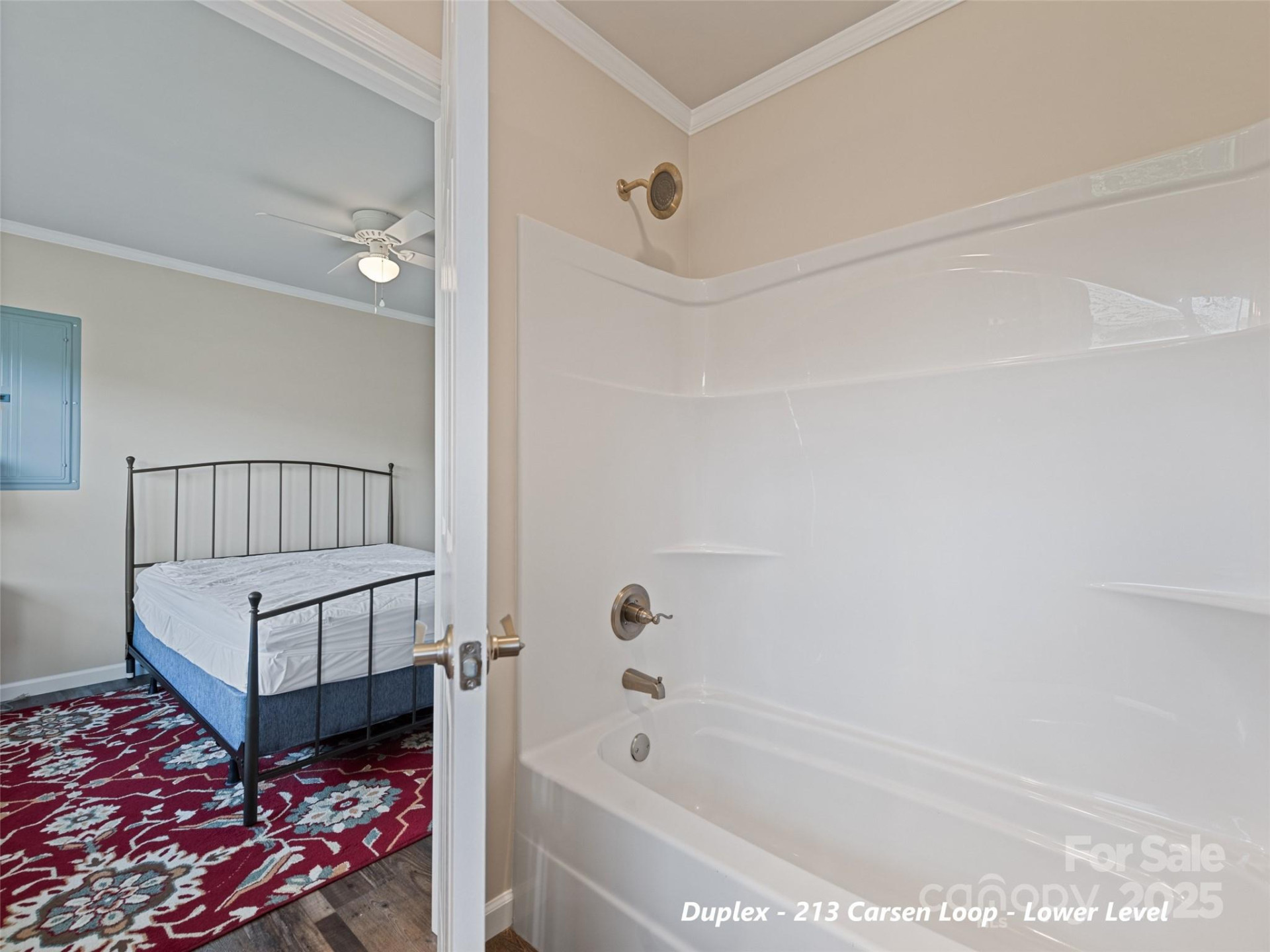 113 Bronco Way - Photo 23