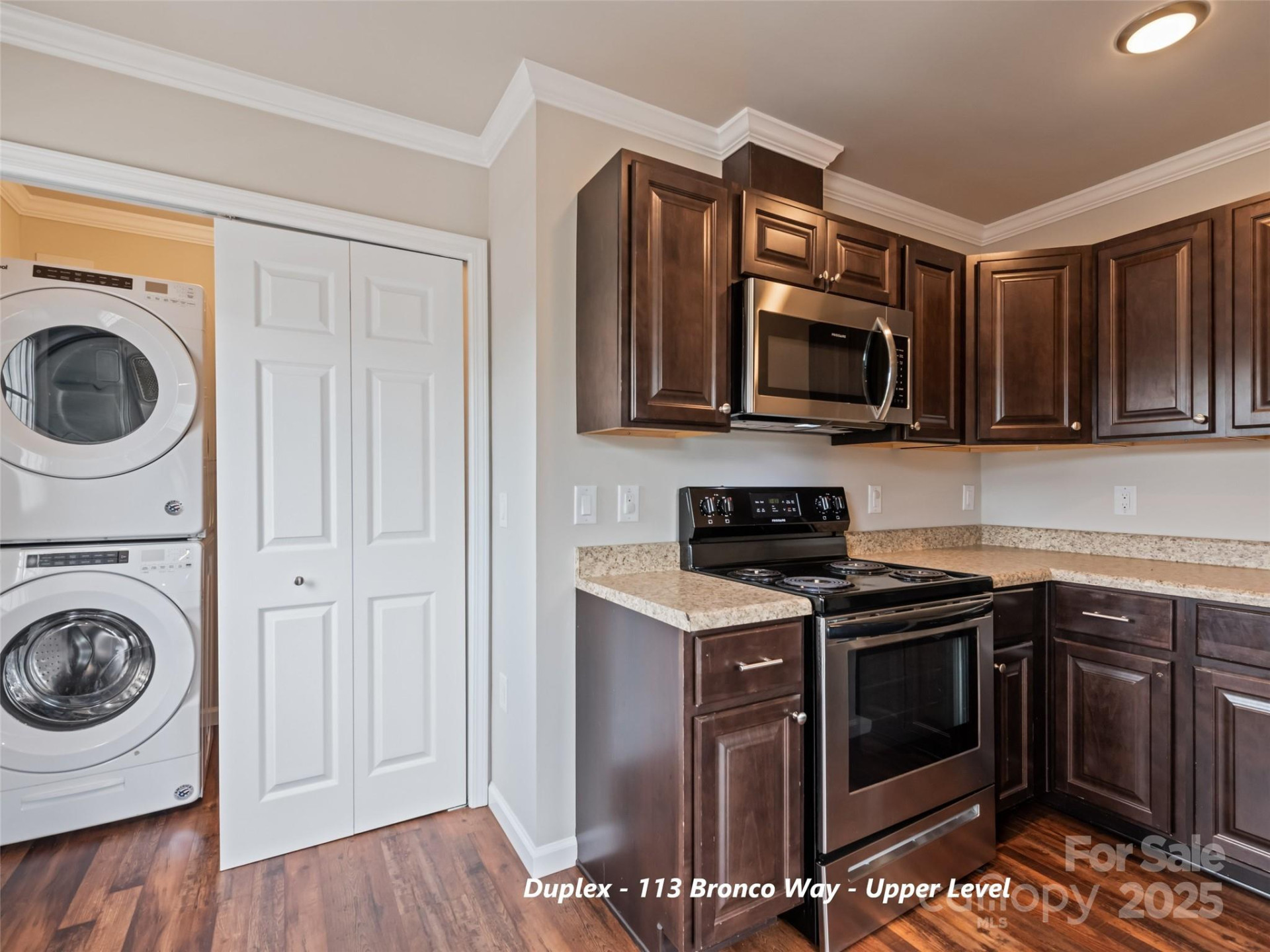 113 Bronco Way - Photo 30