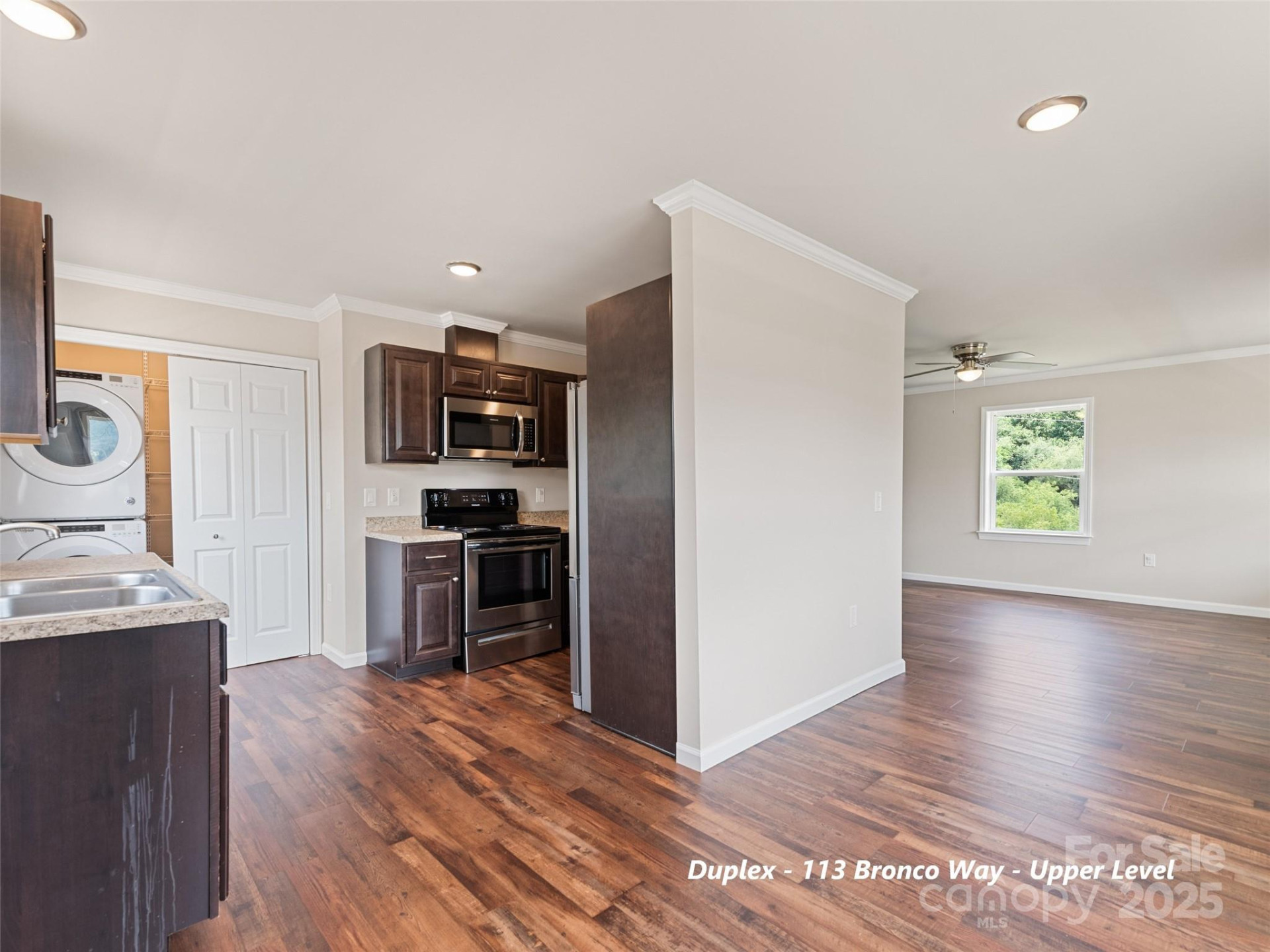 113 Bronco Way - Photo 33