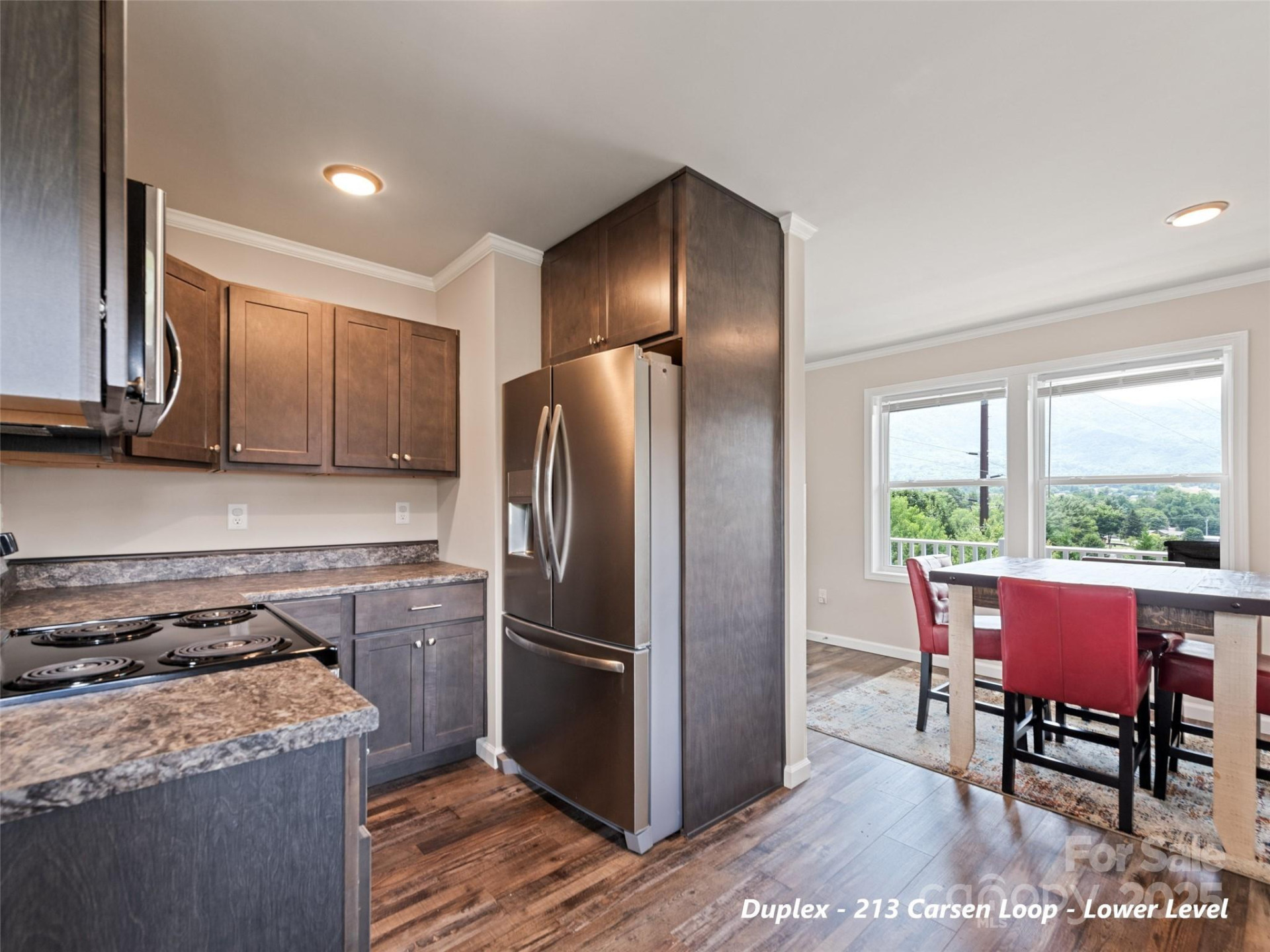 113 Bronco Way - Photo 7