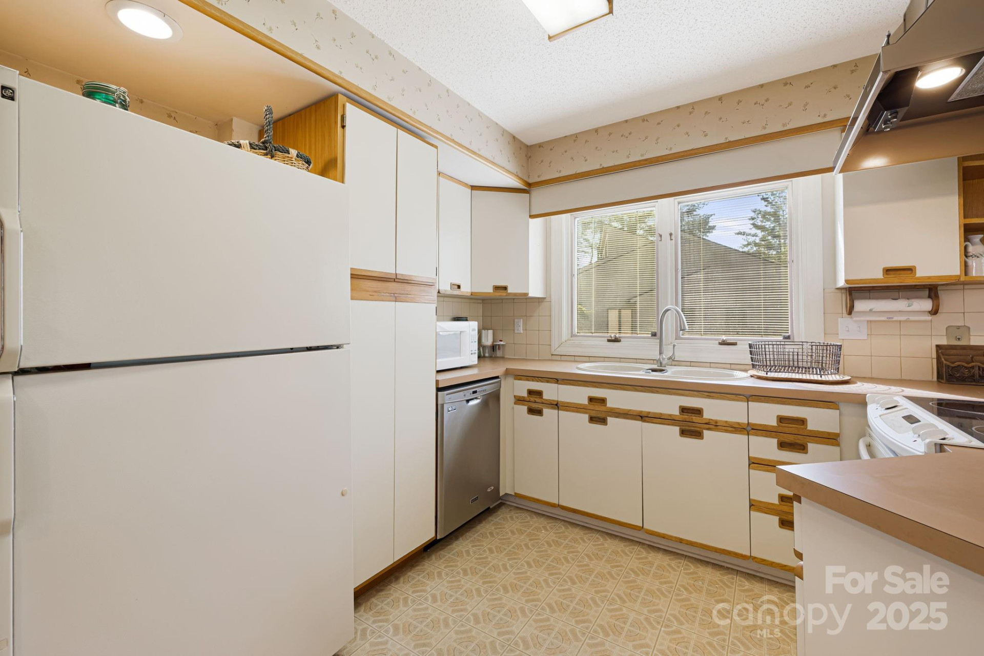 25 Westridge Court - Photo 8