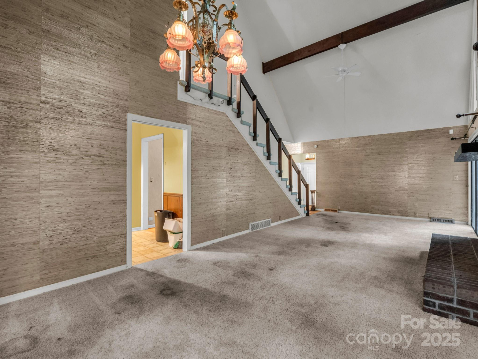 421 Chickadee Lane - Photo 6