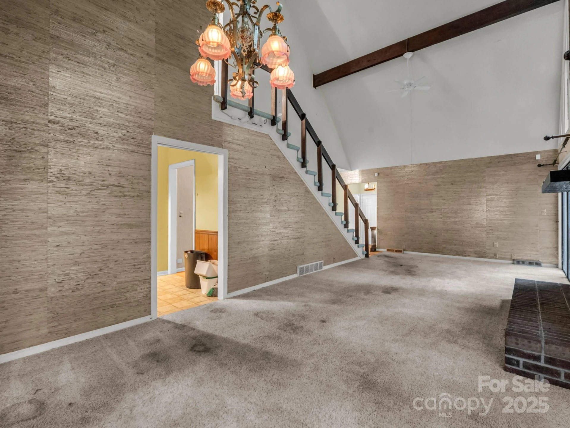 421 Chickadee Lane - Photo 6