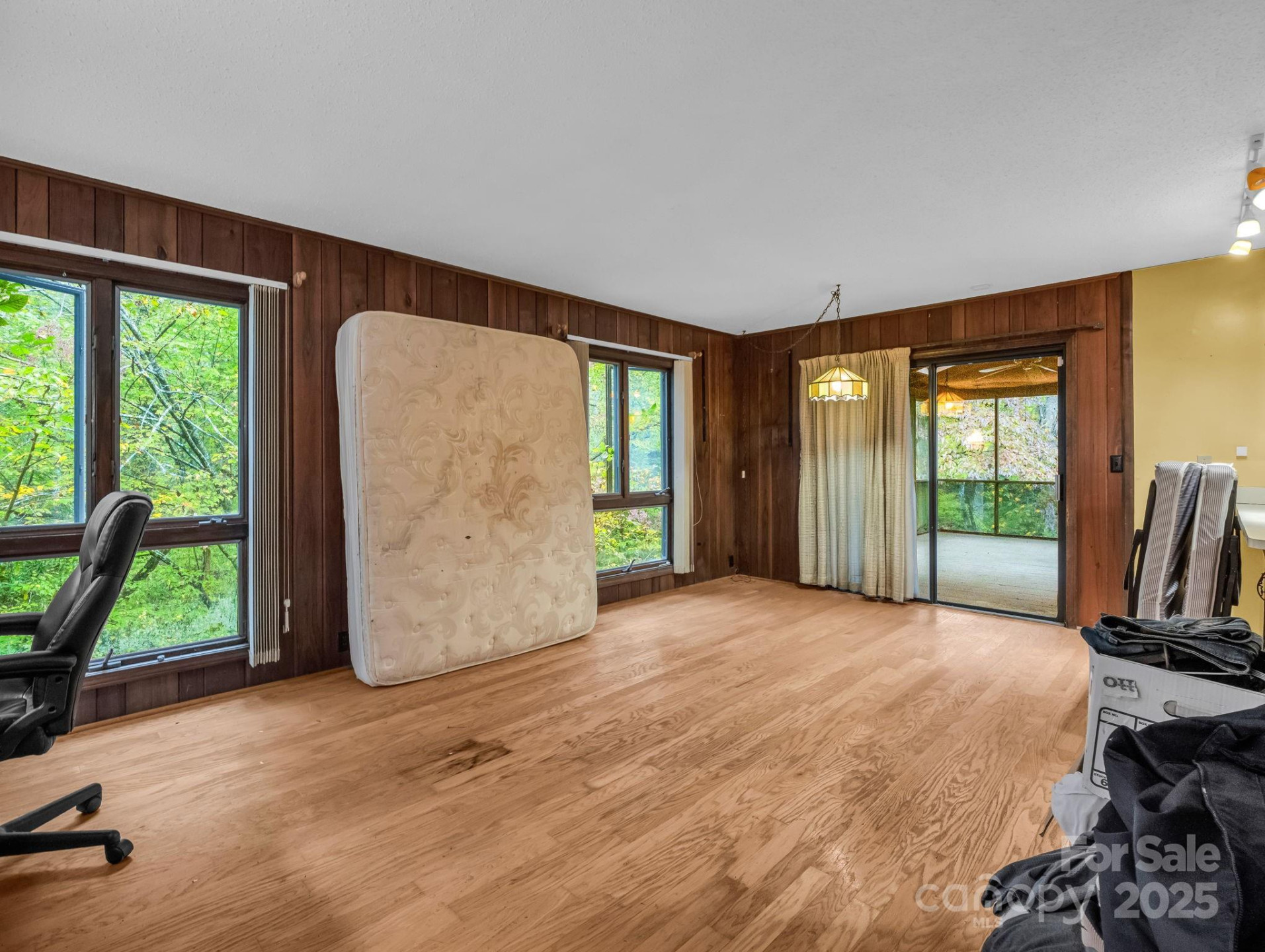 421 Chickadee Lane - Photo 8