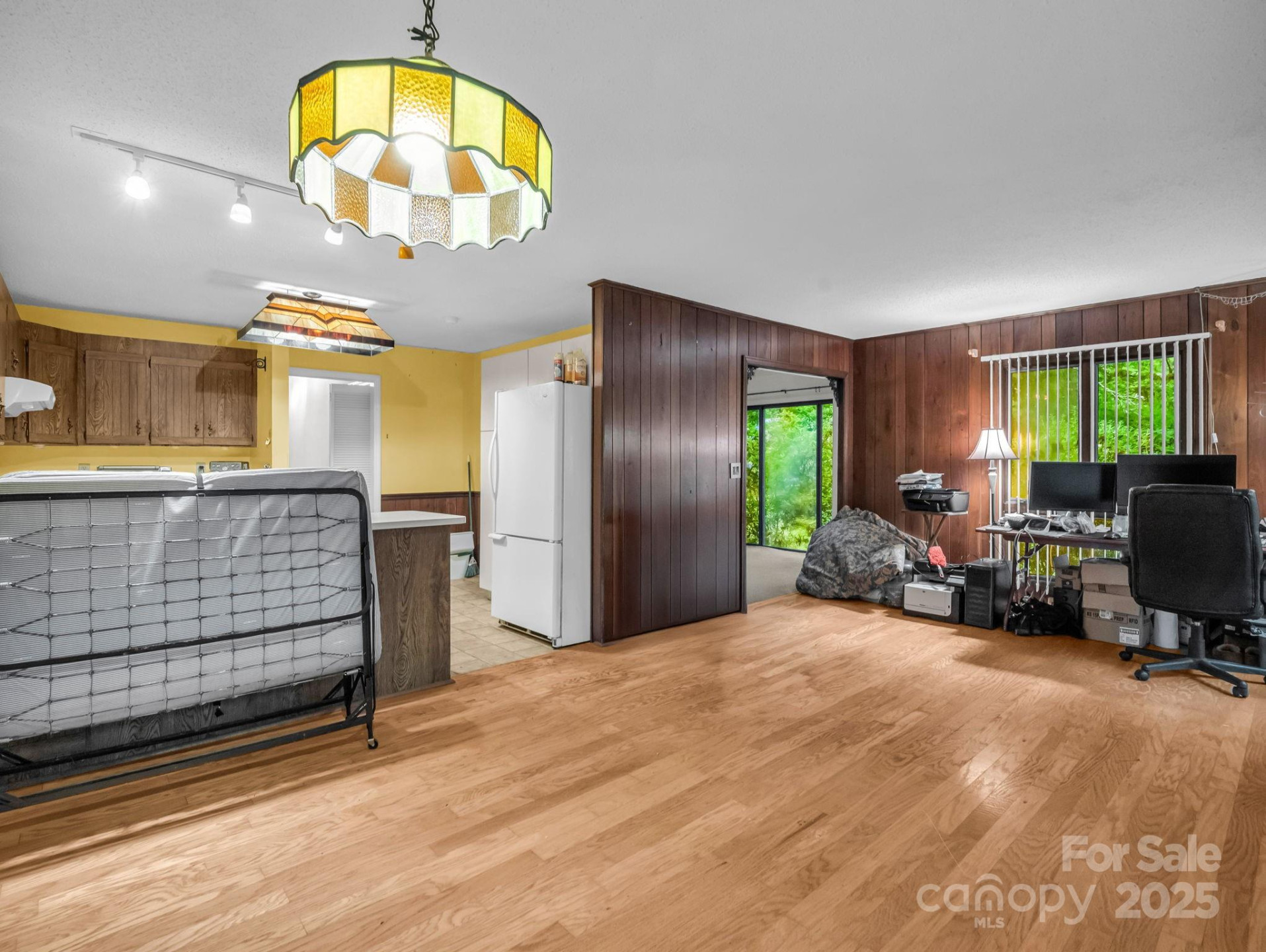 421 Chickadee Lane - Photo 9