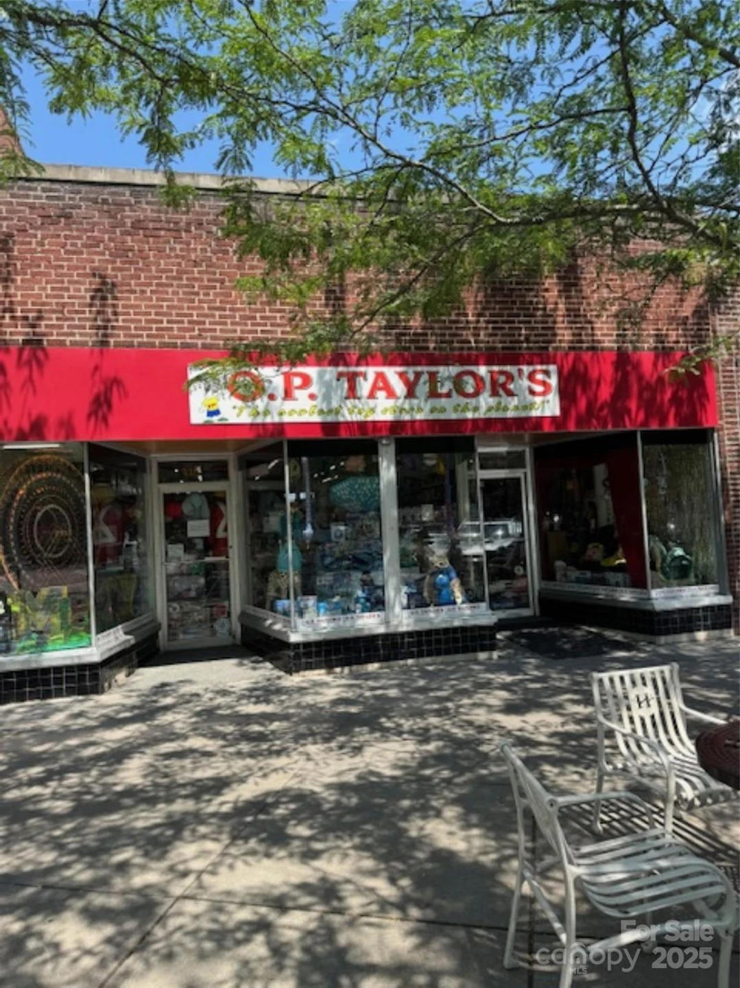 418 Main Street - Photo 2