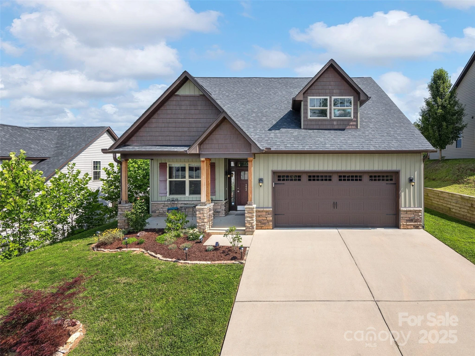 223 Water Leaf Drive - Photo 2