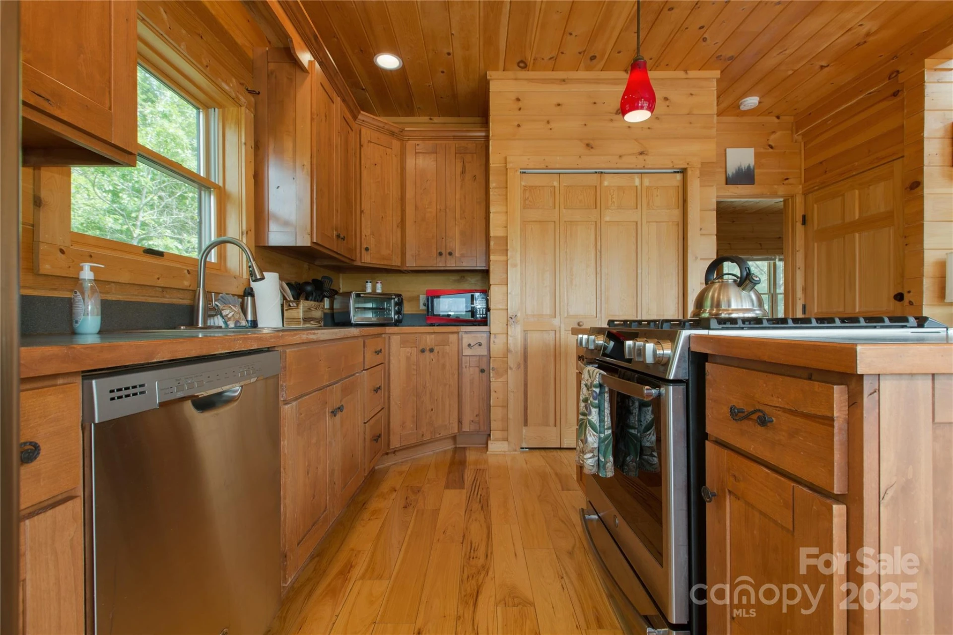 206 Legend Drive - Photo 13