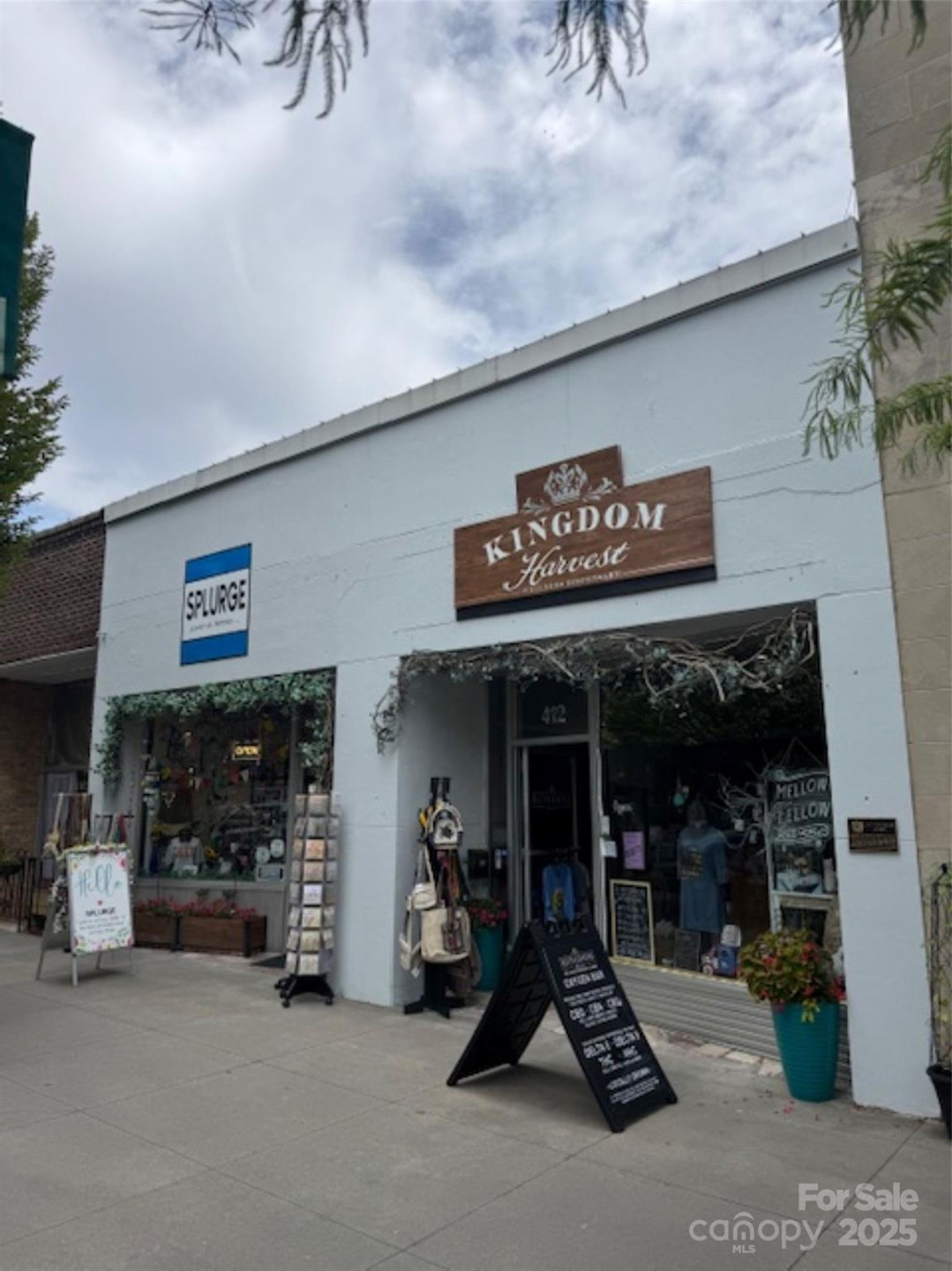 414 Main Street