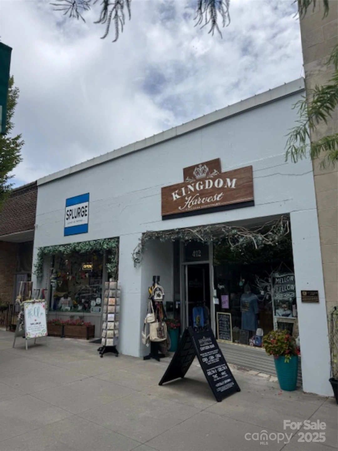 414 Main Street