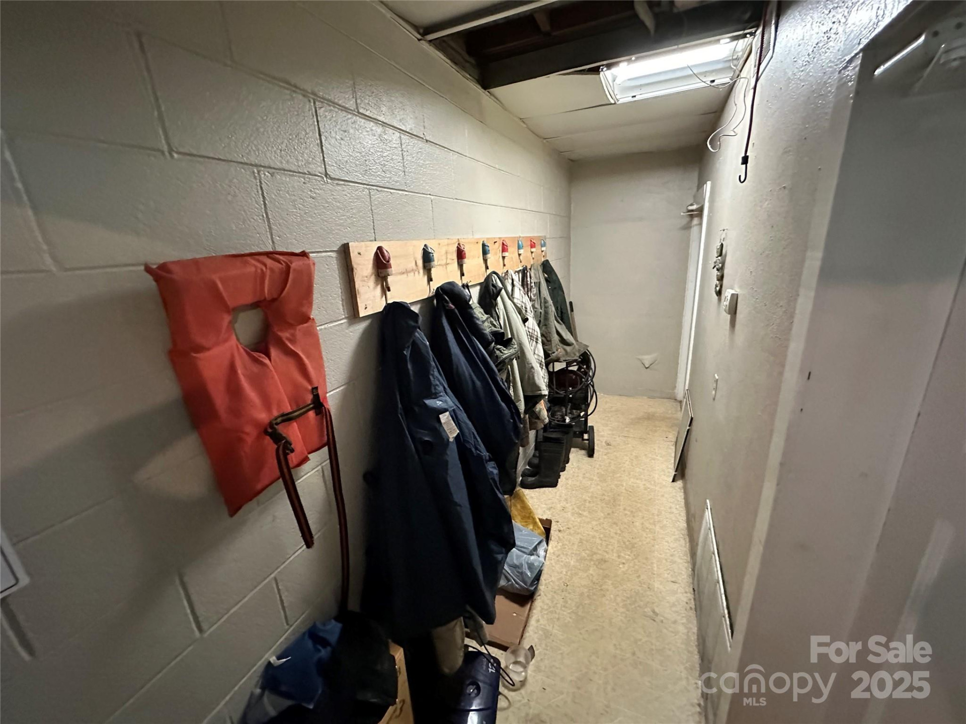 410 Fleming Drive - Photo 43