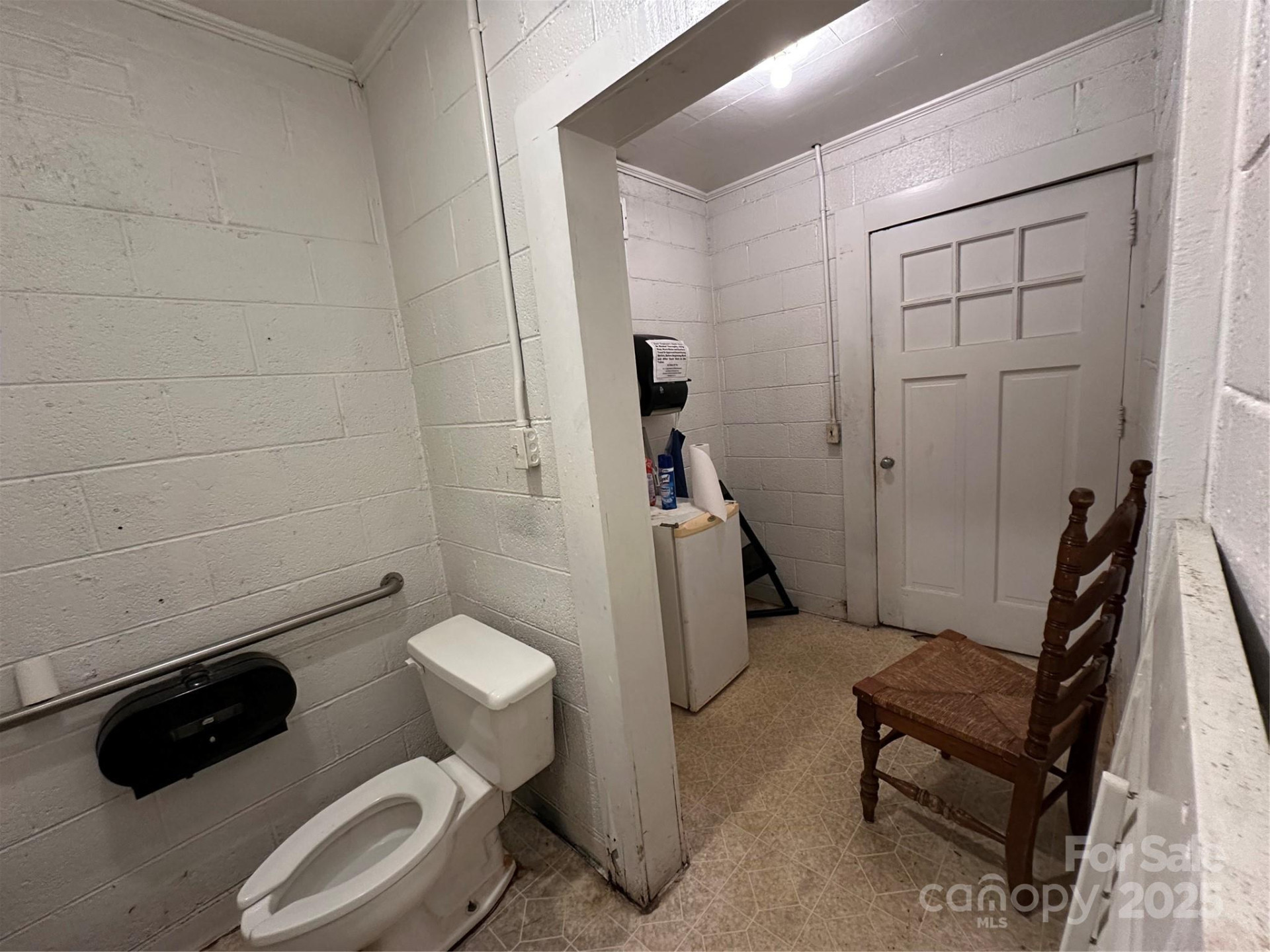 410 Fleming Drive - Photo 45