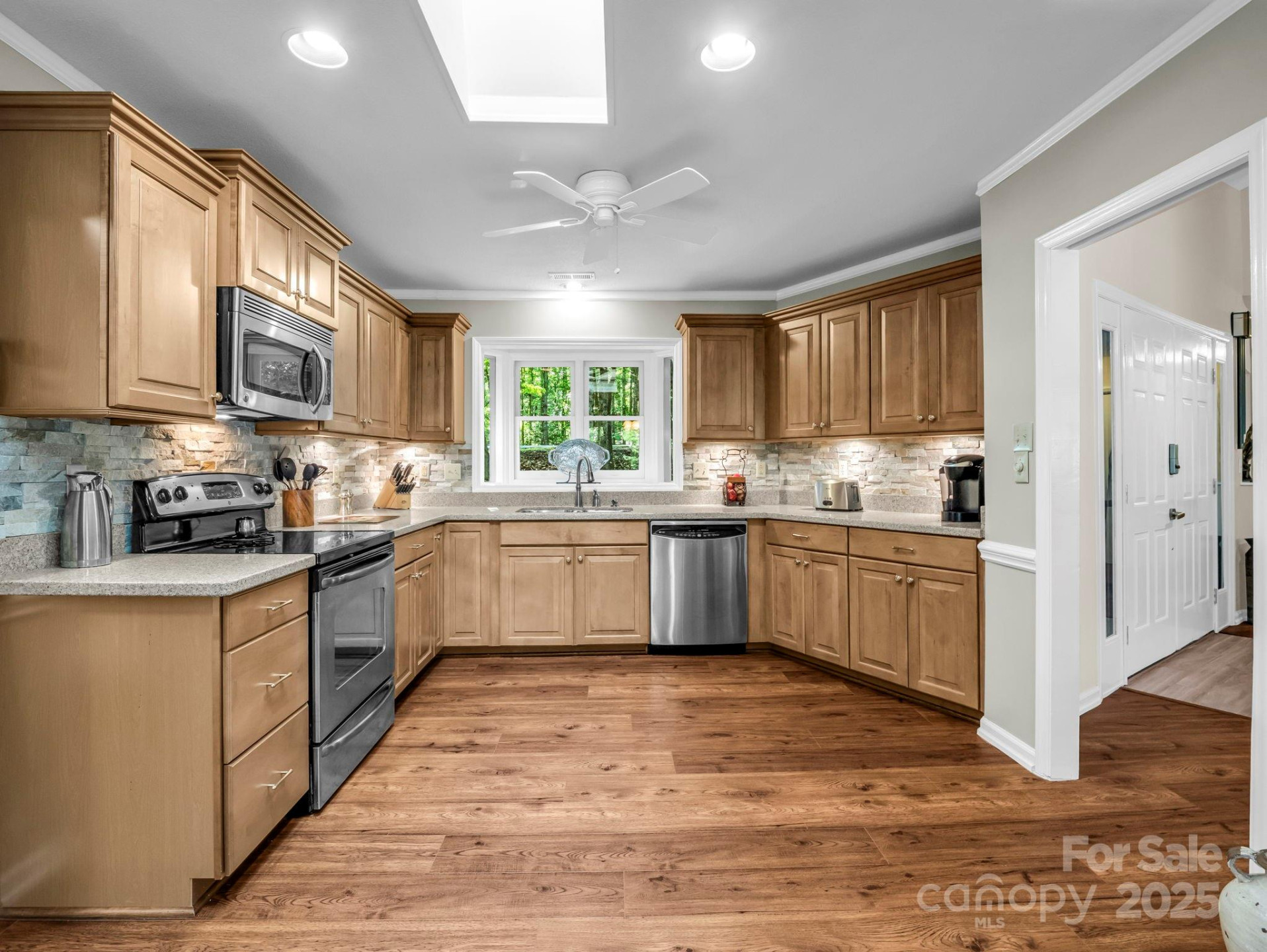 193 Downing Place #36 (MBL 539 5 38) - Photo 15