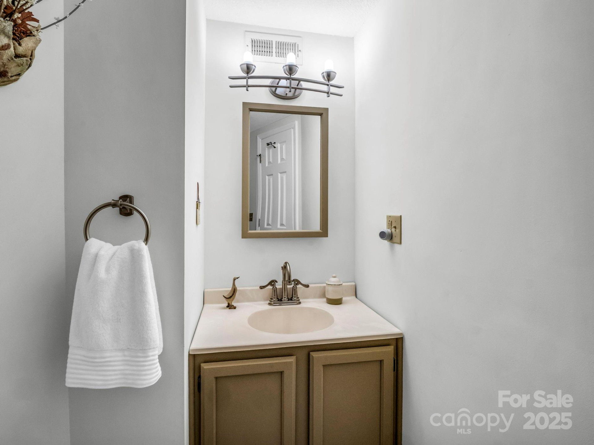 193 Downing Place #36 (MBL 539 5 38) - Photo 39