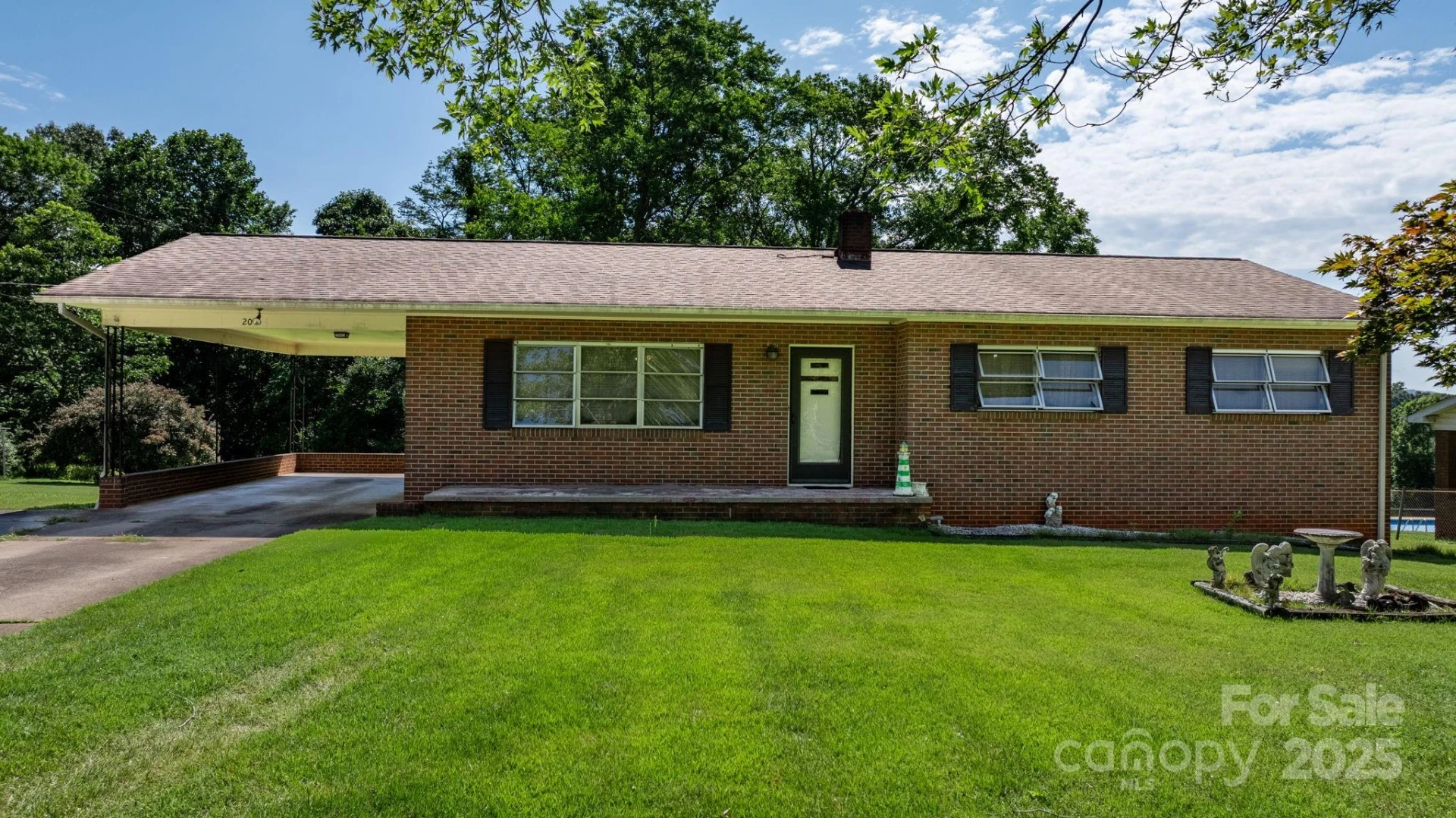 204 Whitley Road