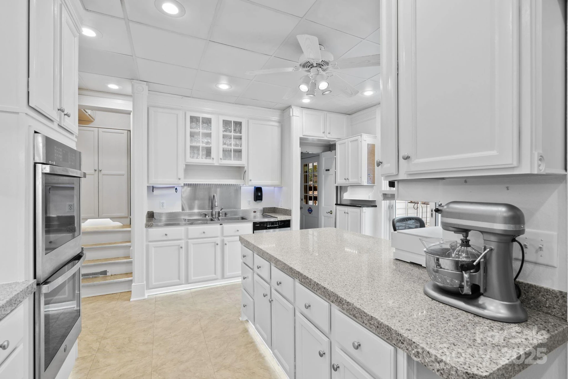 46 Cumberland Circle - Photo 17