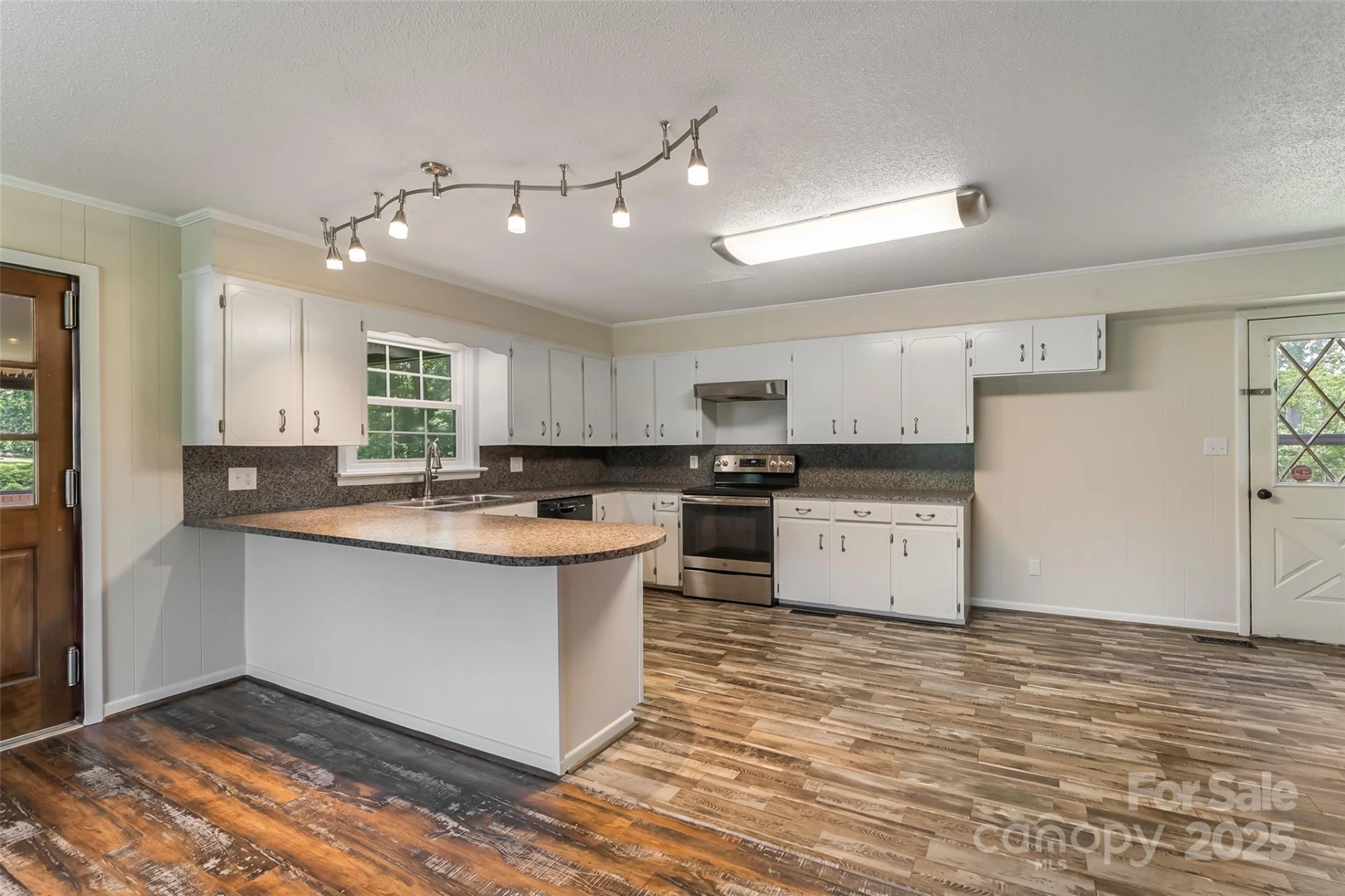 107 Dale Circle - Photo 11