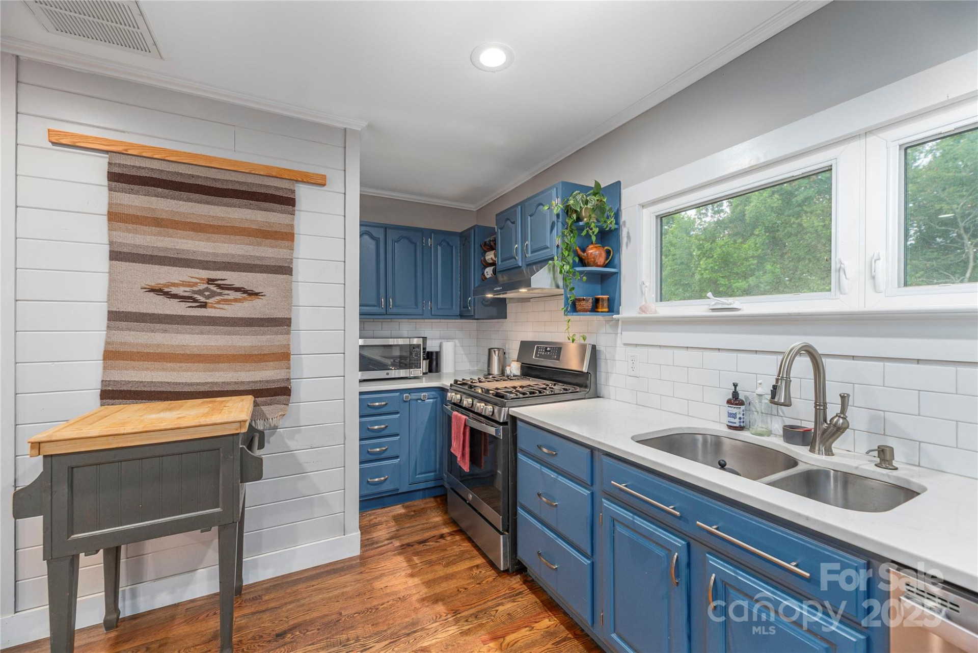 1304 Souther Road - Photo 16