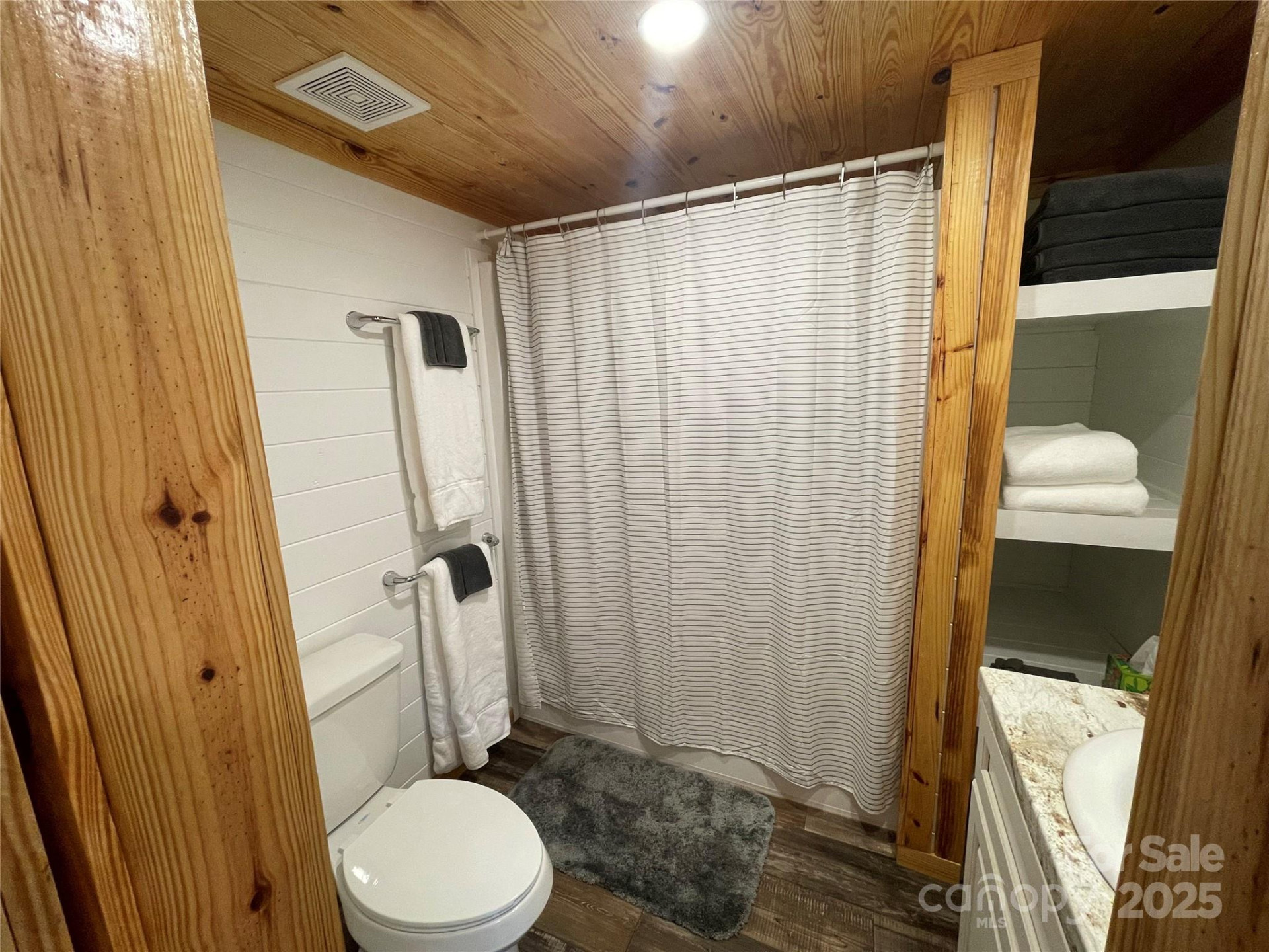 1304 Souther Road - Photo 40