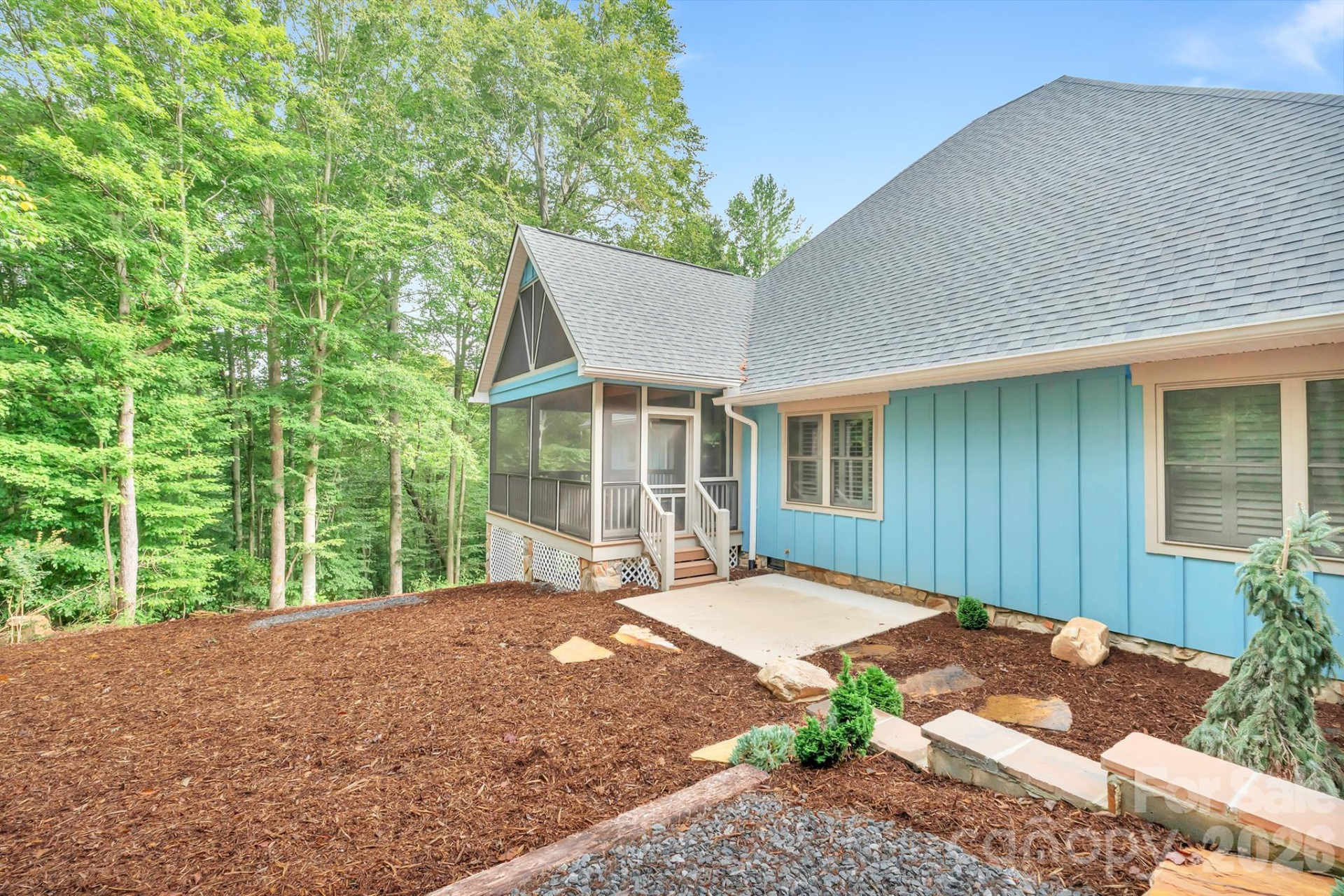 225 Henrys Glen Drive - Photo 16