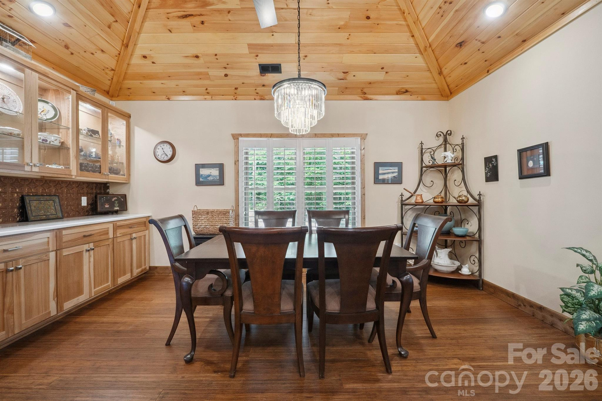 225 Henrys Glen Drive - Photo 20