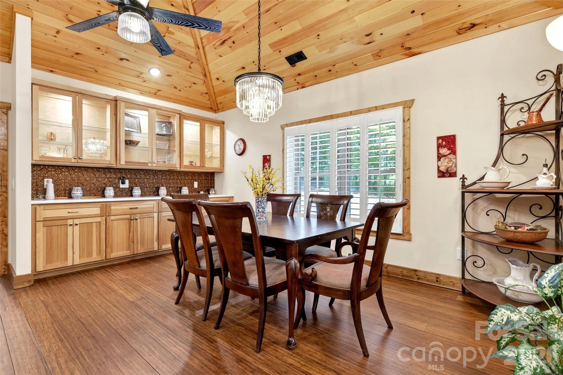 225 Henrys Glen Drive - Photo 25