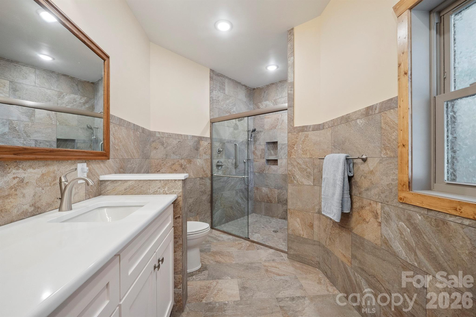 225 Henrys Glen Drive - Photo 28