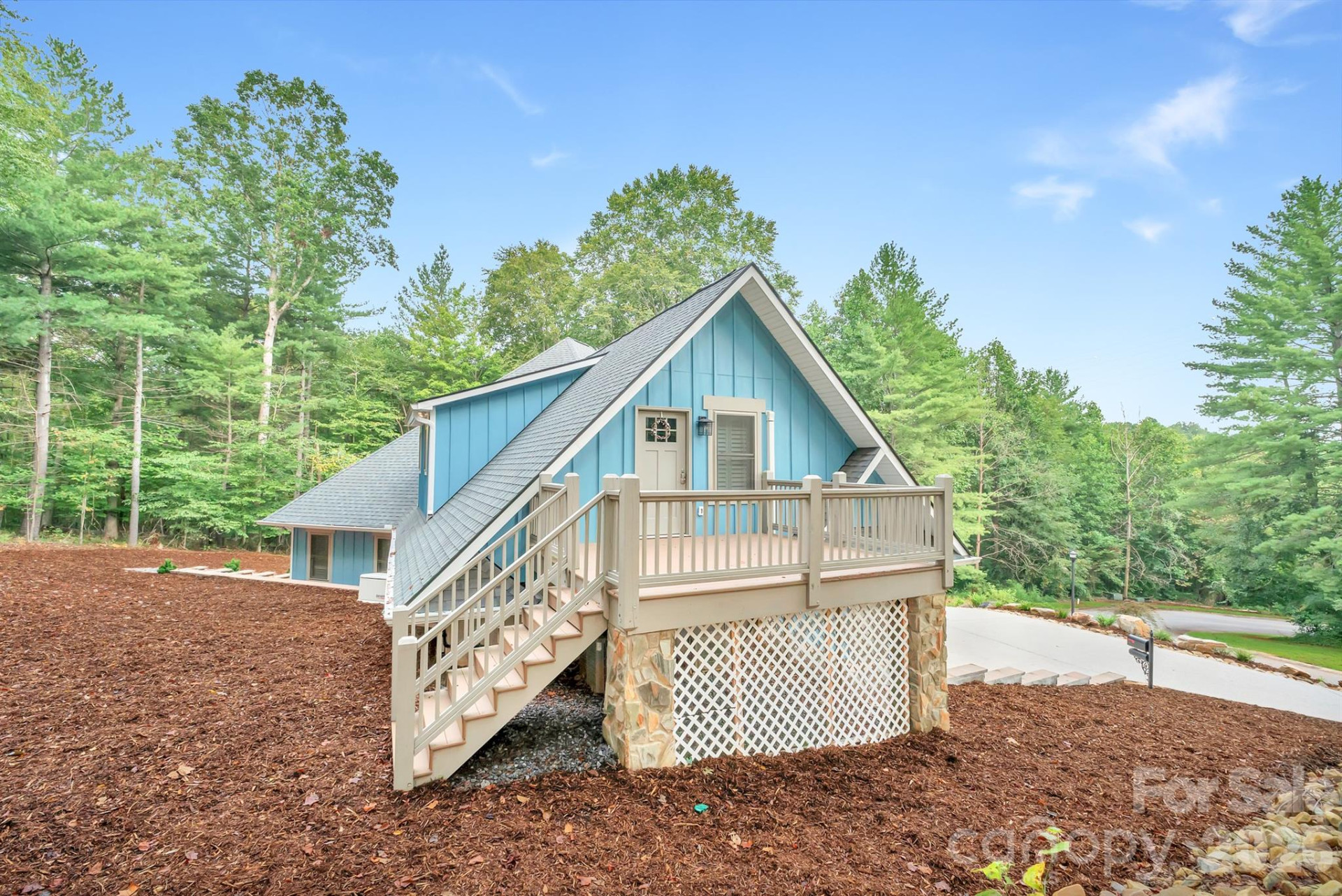 225 Henrys Glen Drive - Photo 41