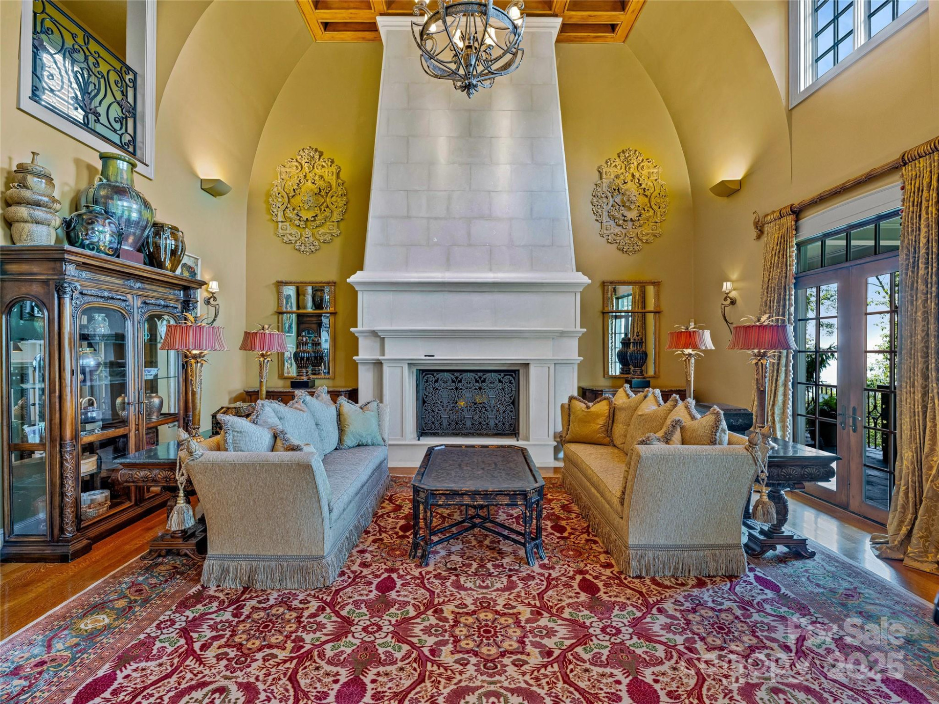 234 Skycliff Drive - Photo 2