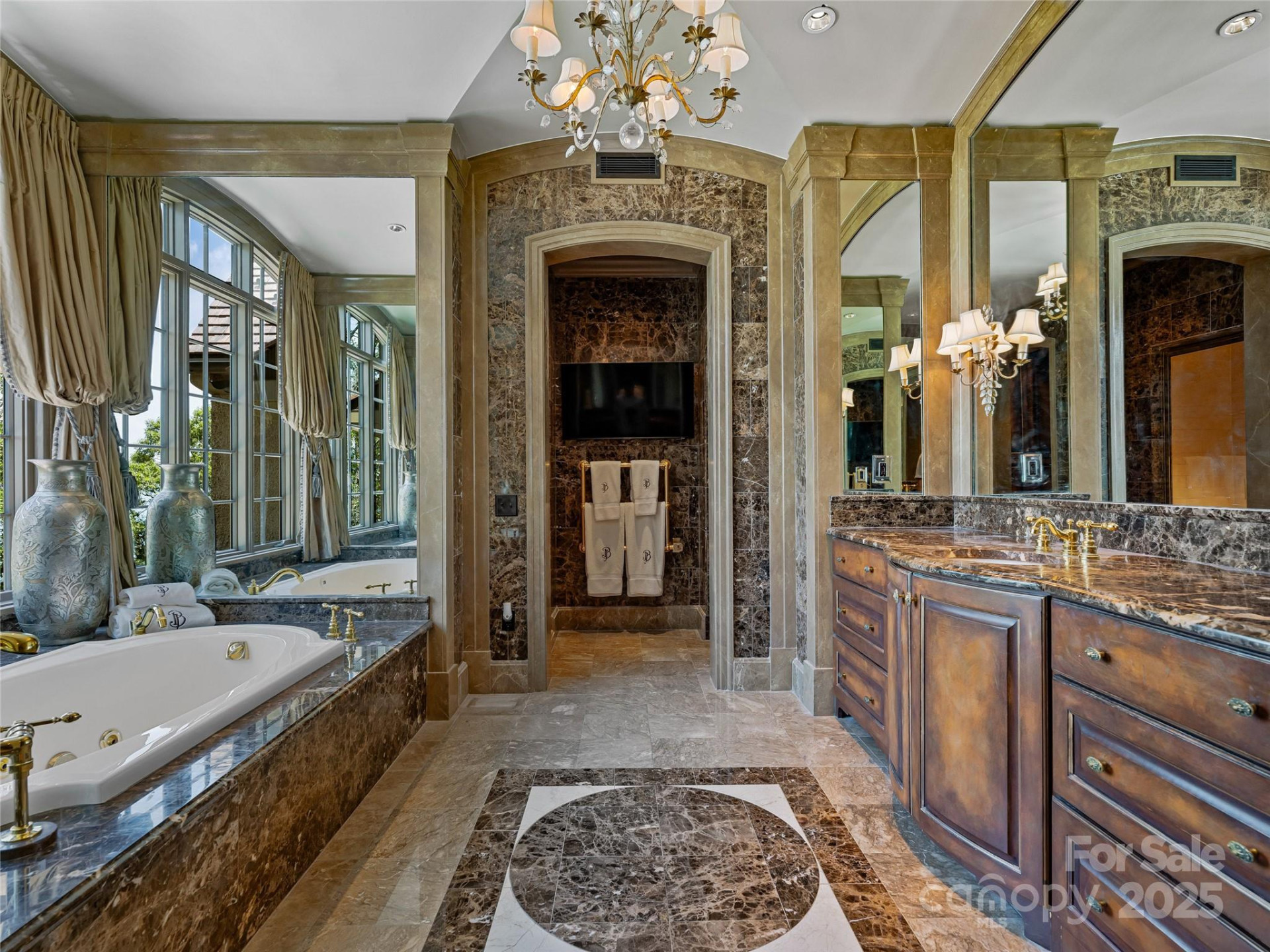 234 Skycliff Drive - Photo 4