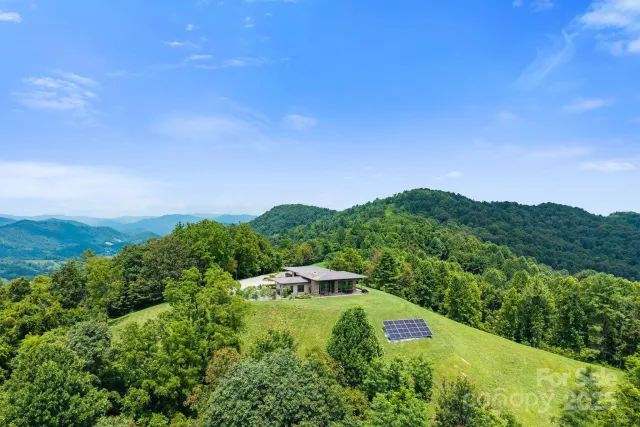 1045 & 1047 Graham Road, Marshall, NC, 28753
