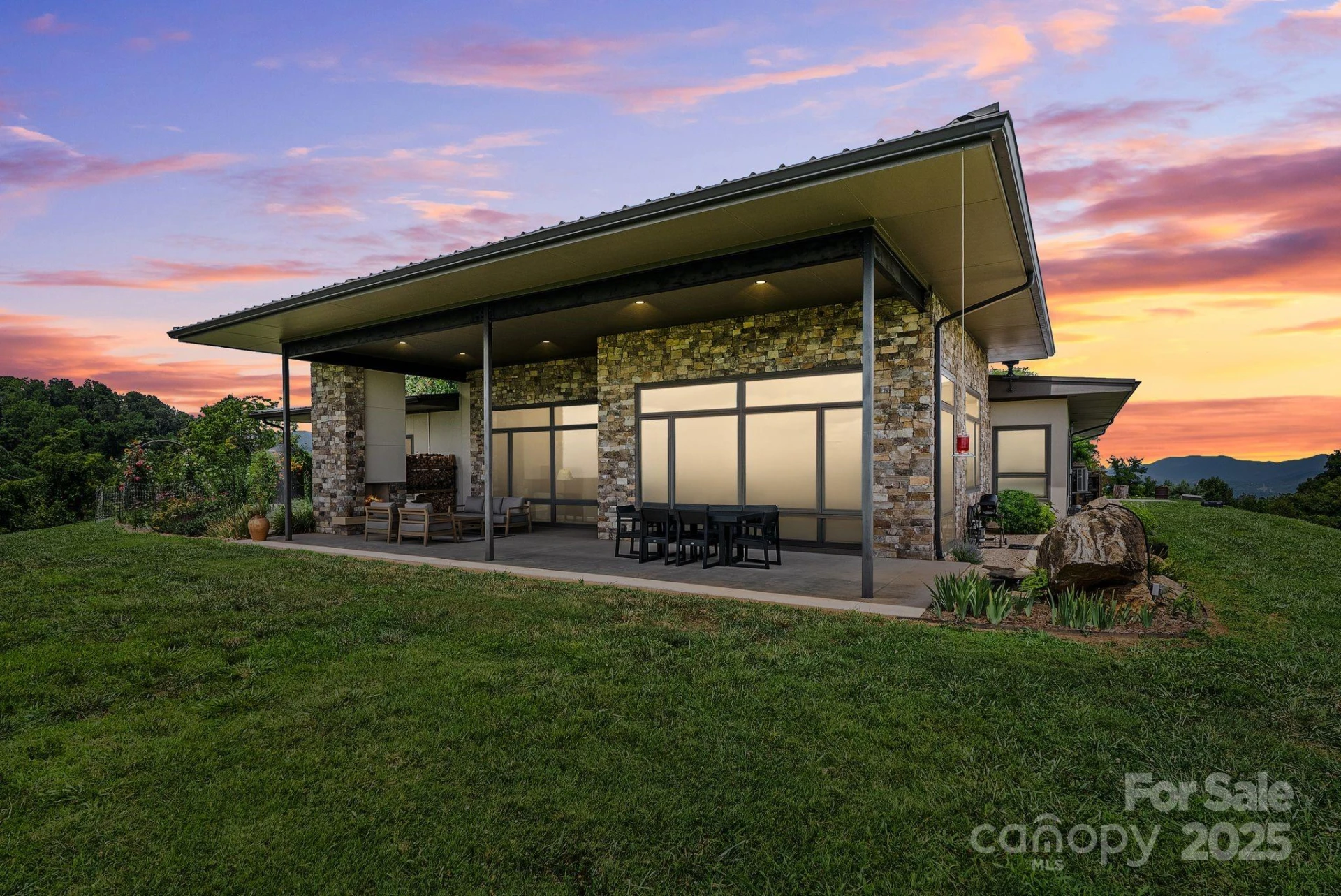 1045 & 1047 Graham Road - Photo 29