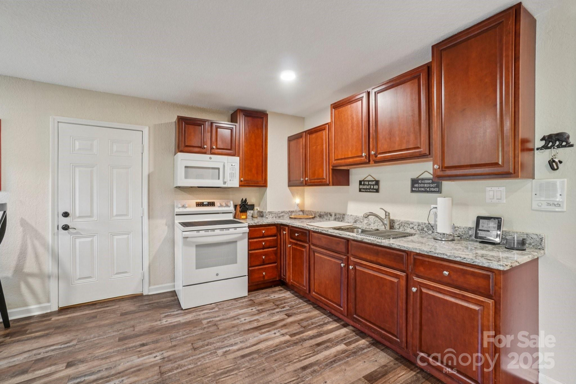 7 Higel Lane - Photo 35