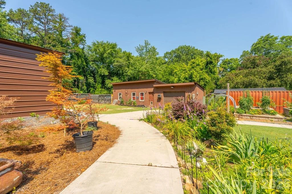 9032 Boyd Drive - Photo 15
