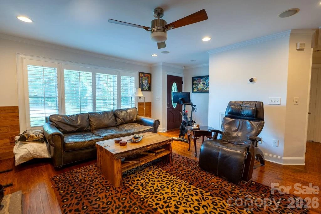 9032 Boyd Drive - Photo 26