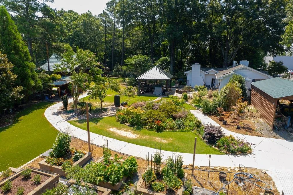 9032 Boyd Drive - Photo 8