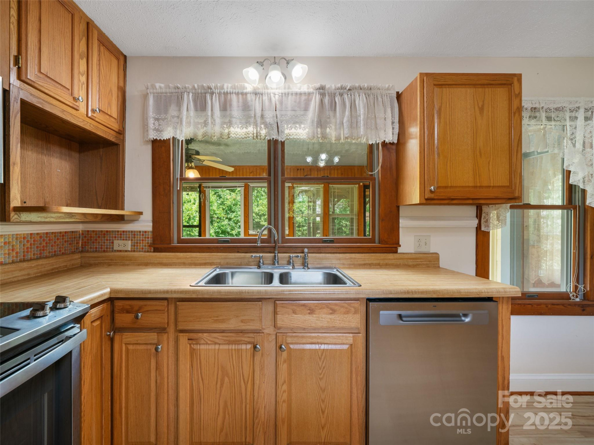 12 Robertson Street - Photo 13